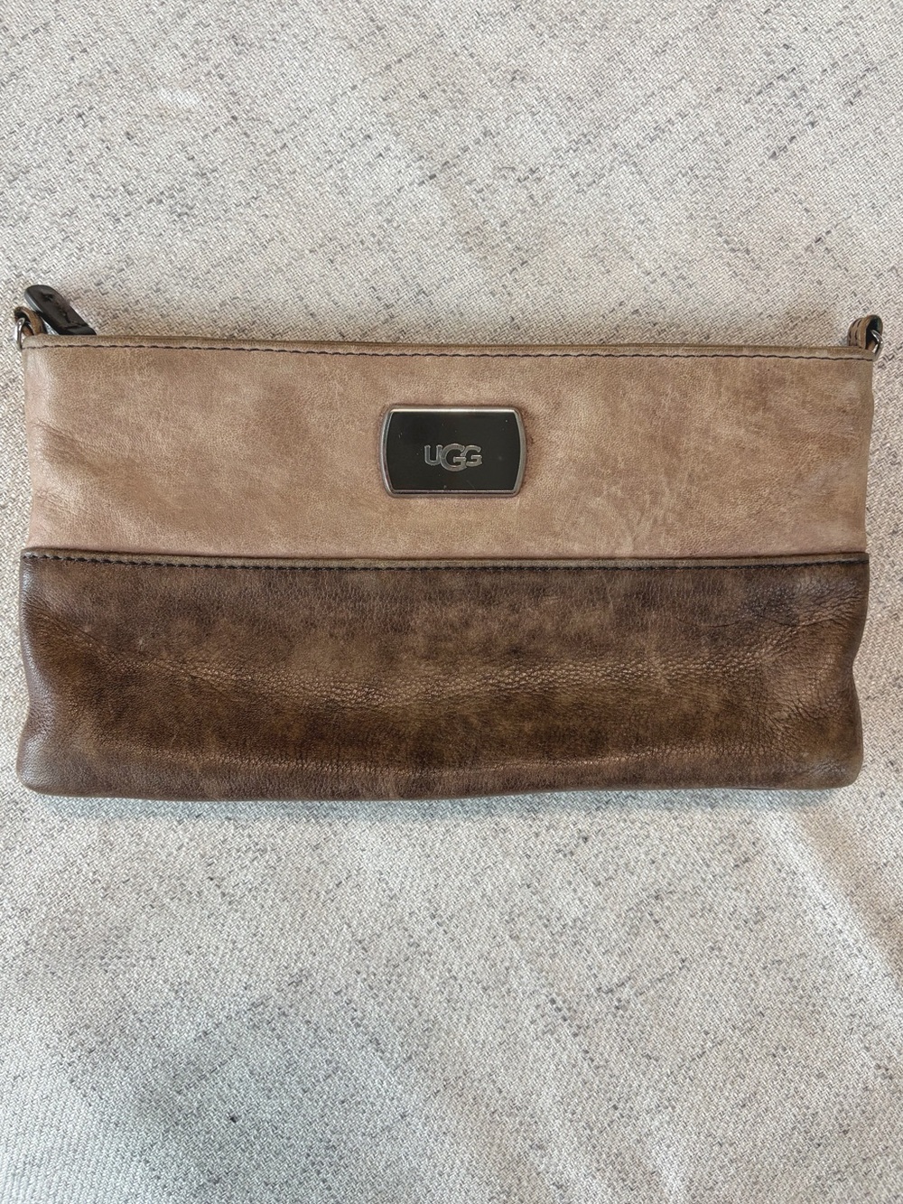UGG Leather Bi-color Zipper Clutch Wallet Pouch Tan Brown